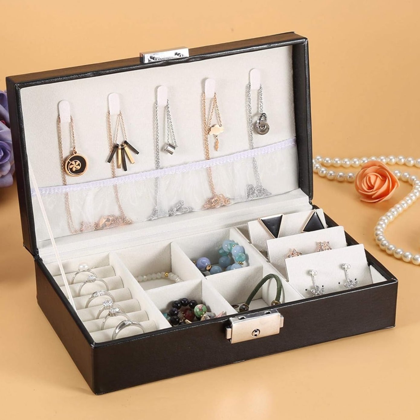 Cutie de bijuterii, Zola®, multicompatimentata, 21x12x6 cm, piele ecologica neagra Cutie de bijuterii, Zola®, multicompatimentata, 21x12x6 cm, piele ecologica neagra